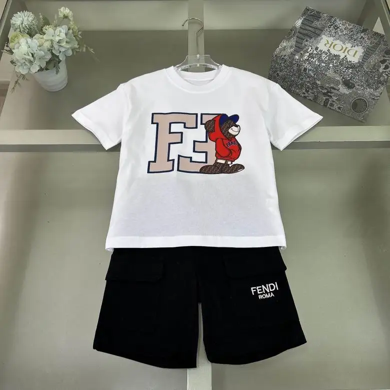 Fendi sz100-150  (108-) (67)
